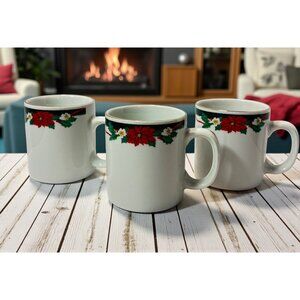 Tienshan Fine China Deck The Halls Christmas Mugs Set Of 3  Vintage 2000